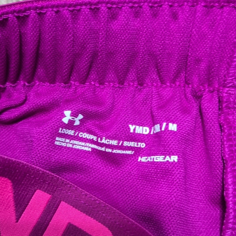 Under‎ Armour Girls Purple Running Workout Exercise Shorts Size Medium New - Picture 4 of 6